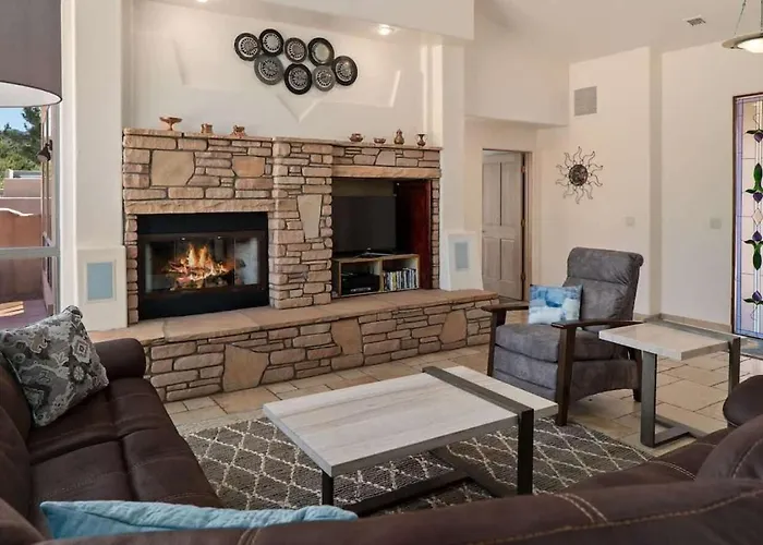 High End Haven For Family - Views Luxury Pool Sedona
